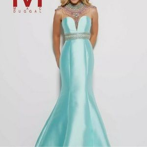 Mac Duggal Prom Pageant Gown EUC I used it once, sold out , paid $550